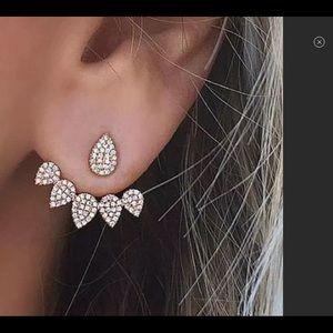 JUST IN!! ⭐️💗Gold Crystal Double Sided Earrings!